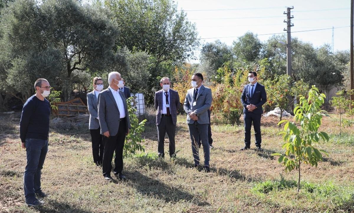 Başkan G&uuml;r&uuml;n, &ldquo;Muğla turizmden daha fazlasını tarımdan kazanabilir&rdquo;