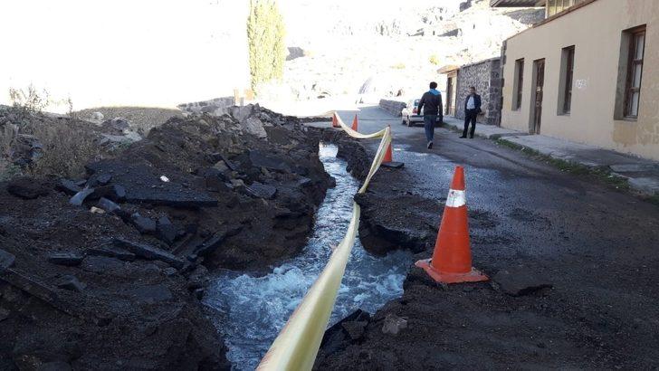 Kars’ta içme suyu şebekesi patladı G2