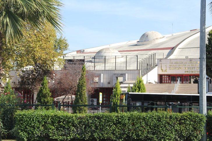 AKM’ye tel örgülü intihar önlemi G2