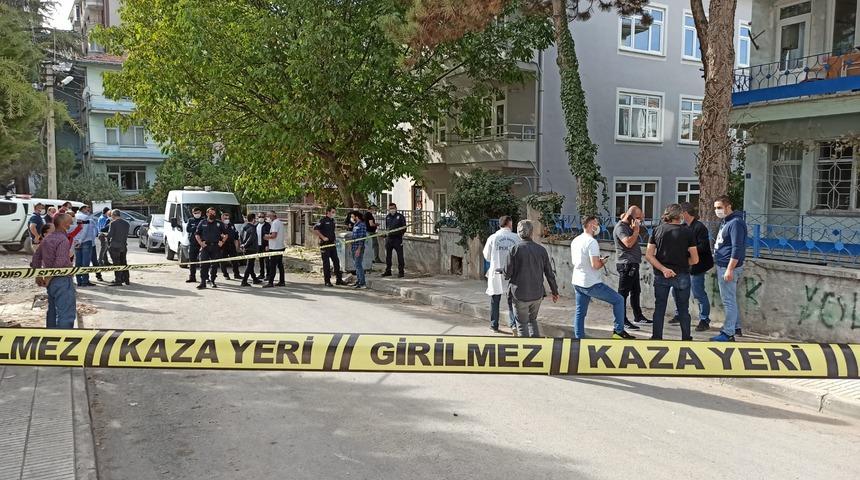 &Ccedil;orum'da bir binanın bodrum katında 17 dinamit lokumu bulundu