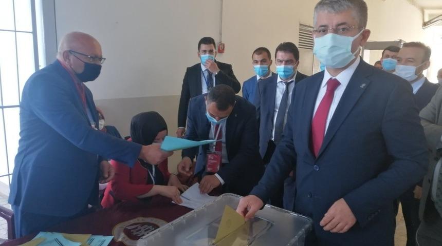 Şaban &Ccedil;opuroğlu yeniden Başkan