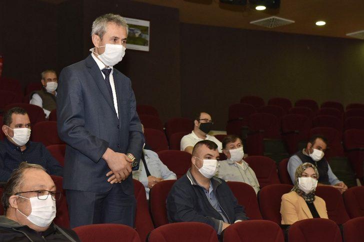 Rektör Ataç Fen Edebiyat Fakültesinde incelemelerde bulundu G2