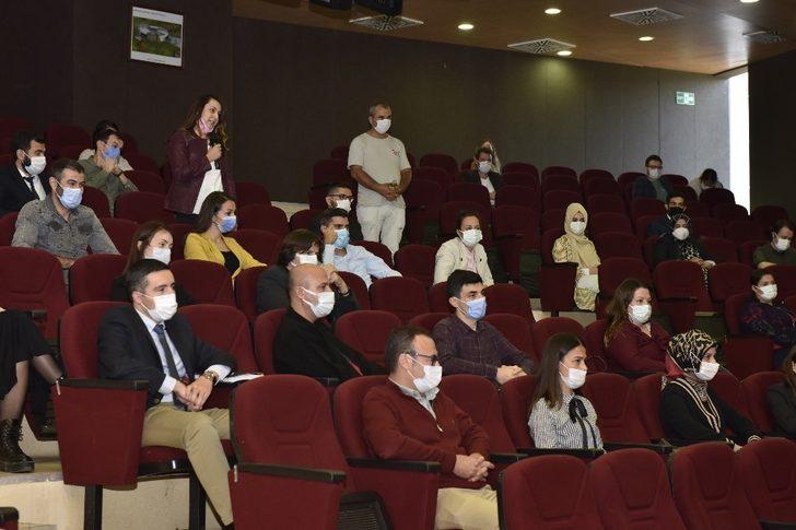 Rektör Ataç Fen Edebiyat Fakültesinde incelemelerde bulundu G4