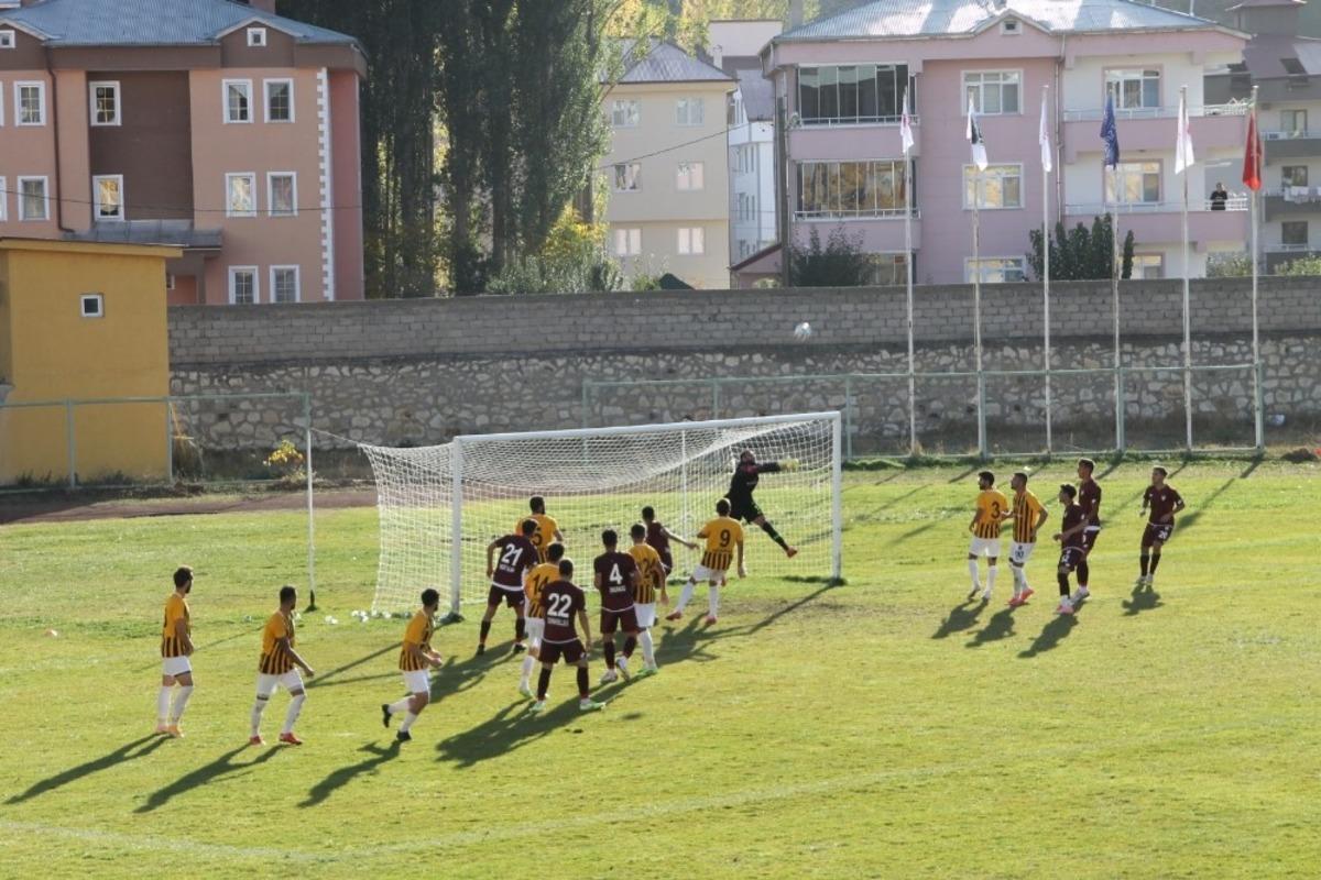 (D&uuml;zeltme) TFF 2. Lig: Bayburt &Ouml;zel İdarespor: 2- Elazığspor: 0