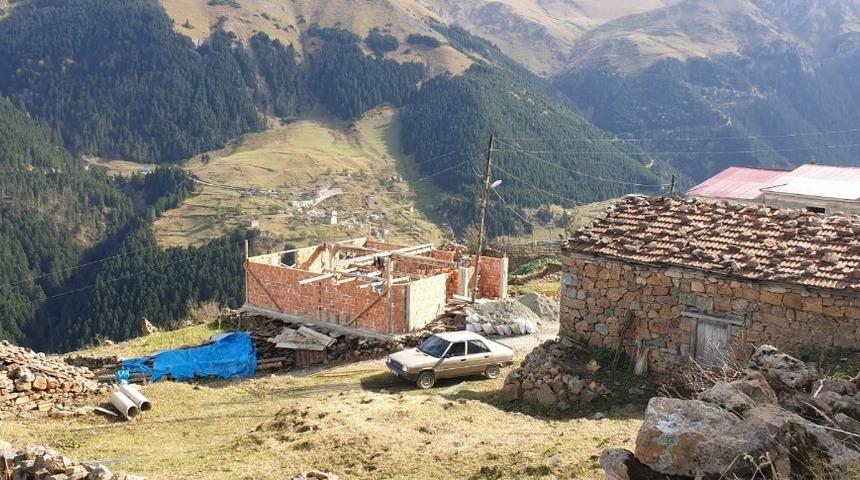 G&uuml;m&uuml;şhane&rsquo;de ka&ccedil;ak yapılara anında m&uuml;dahale ediliyor