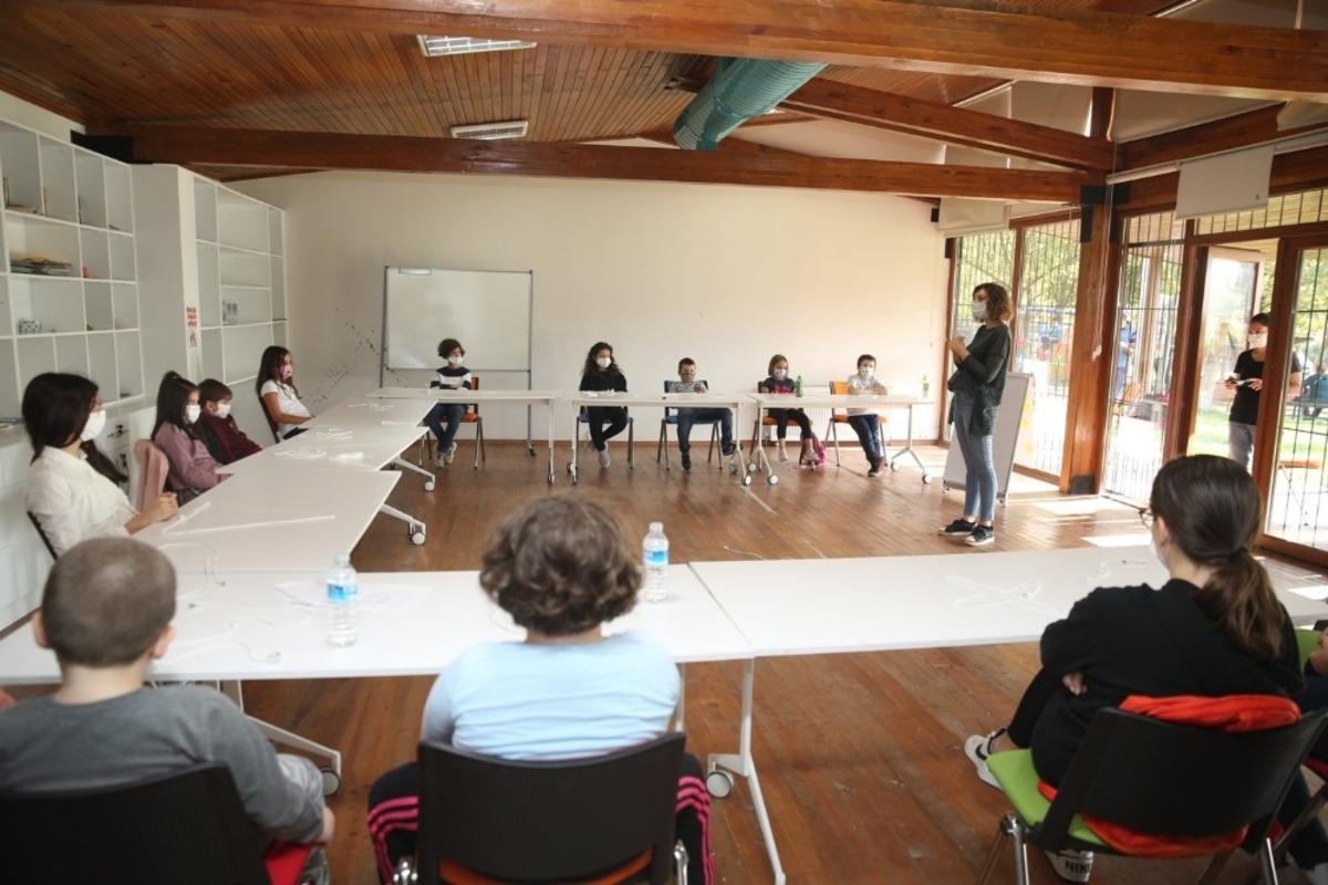 &Ccedil;ocuk Meclisi Evi&rsquo;nde yapacaklarını planladılar