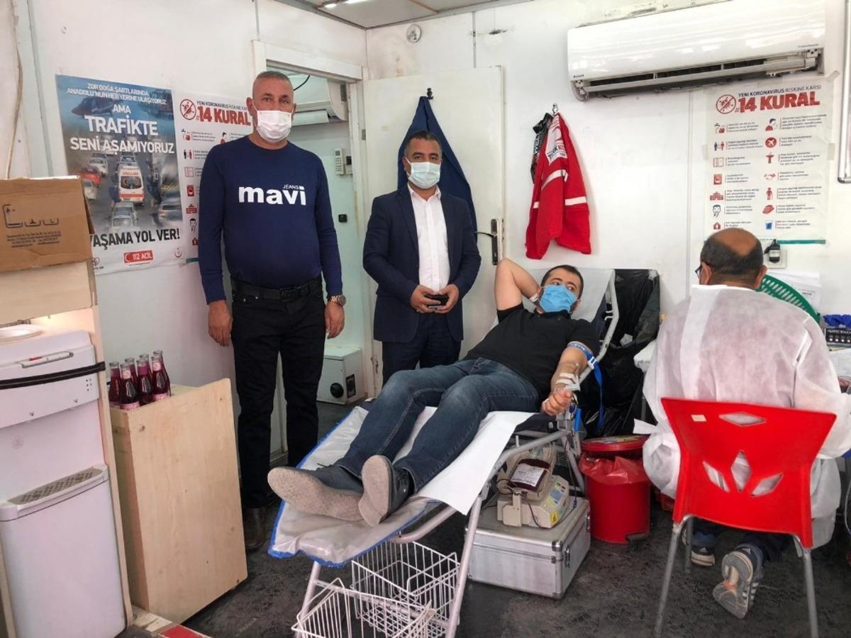 Sağlık-Sen Şırnak Şubesinden kan bağış kampanyasına destek