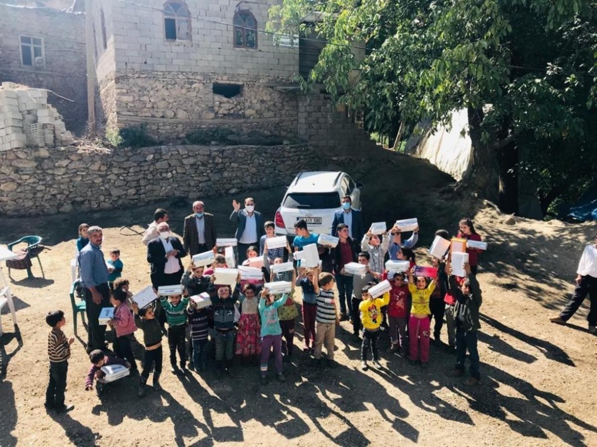 Başkan Sabırlı&rsquo;dan &ccedil;ocukları ayakkabı