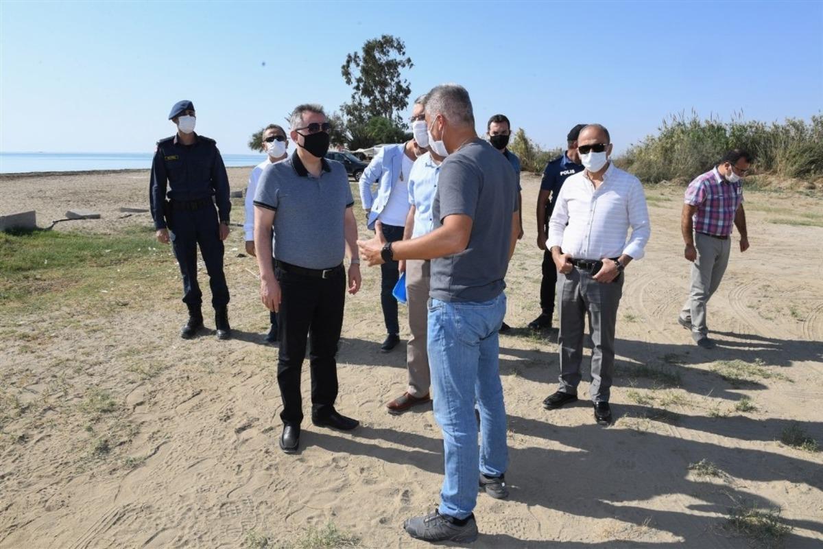 Vali Elban, Kiteboard alanı ile Yumurtalık Lag&uuml;n&uuml;&rsquo;nde incelemelerde bulundu