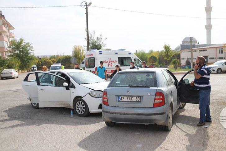 Elazığ’da trafik kazası: 2 yaralı G4