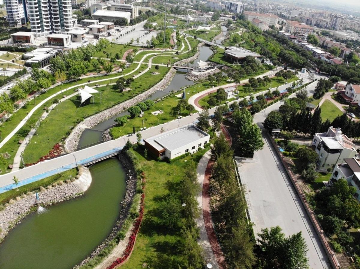 Manisa&rsquo;ya 60 bin metrekare daha yeşil alan kazandırılıyor