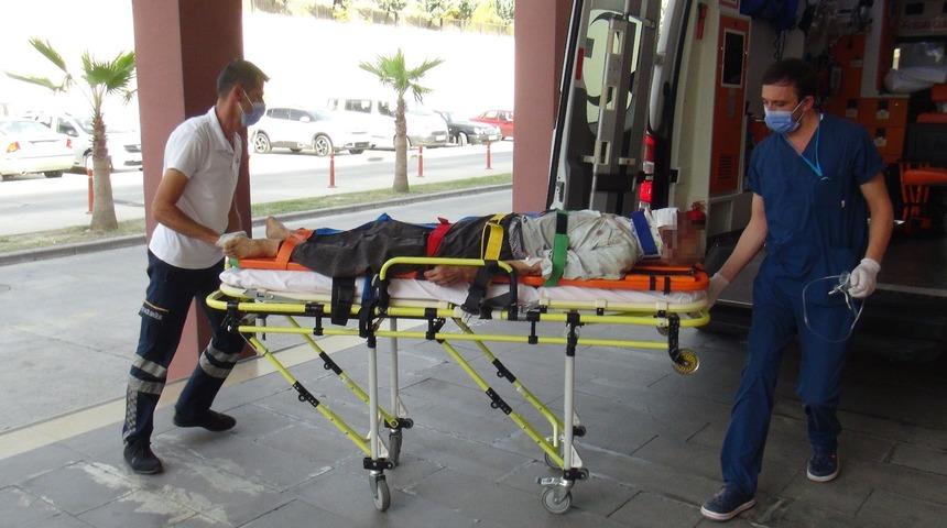 Evde d&ouml;v&uuml;lerek, kemikleri kırılmış bulunan yaşlı adam kurtarılamadı