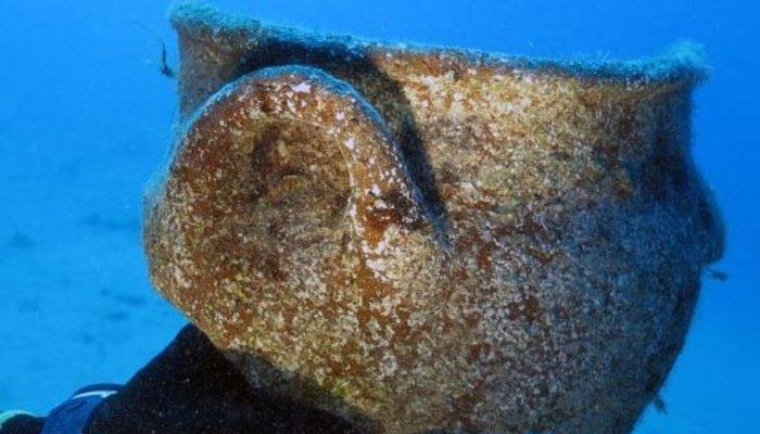 Bilim insanları, deniz dibinde yaklaşık 4 bin yıllık eserlere ulaştı