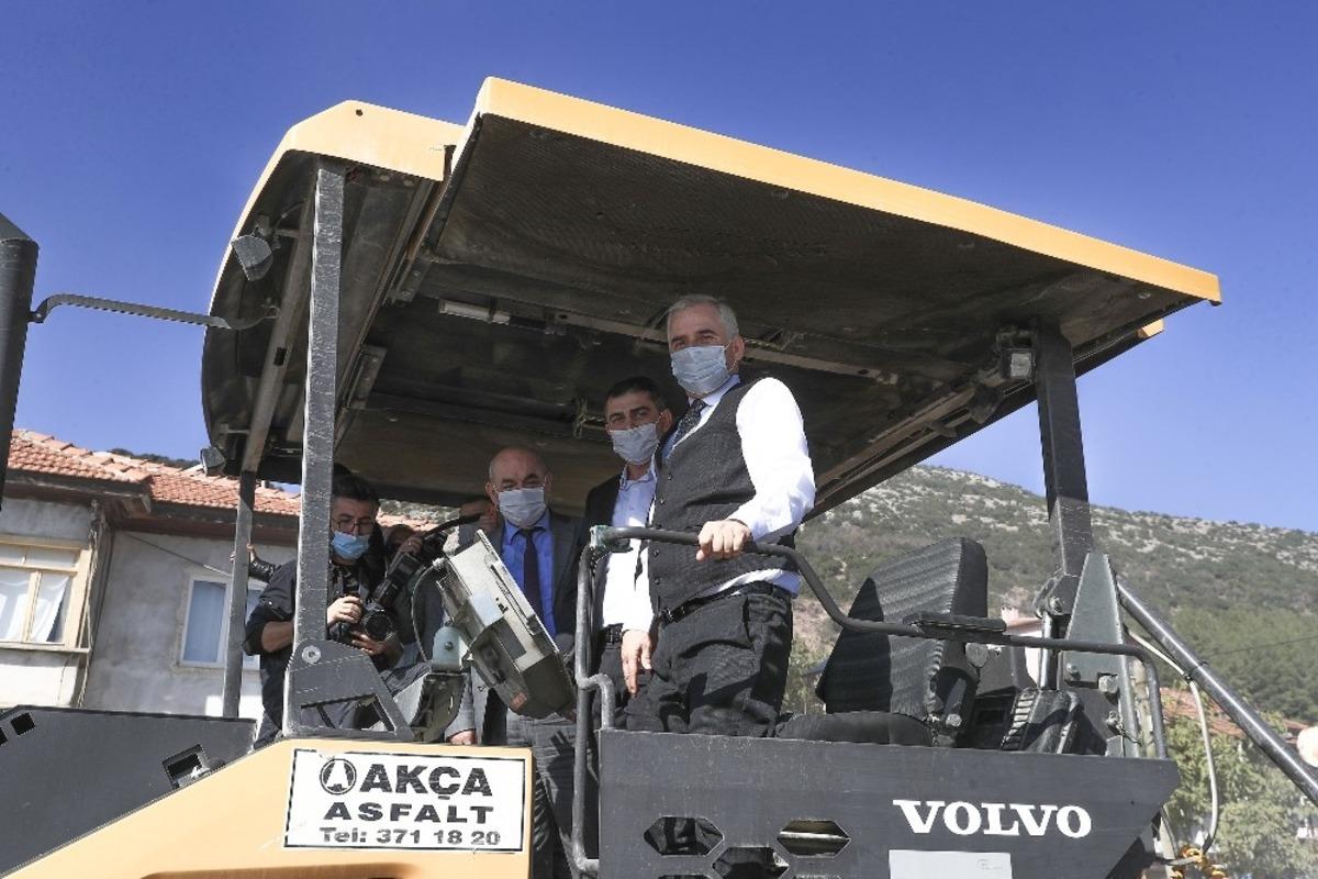 Denizli B&uuml;y&uuml;kşehir Serinhisar&rsquo;a hak ettiği hizmetleri vermeye devam ediyor