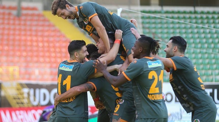 Aytemiz Alanyaspor-Fatih Karagümrük: 2-0 (Maç Sonucu)