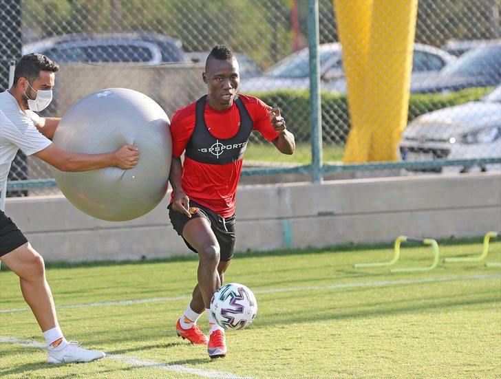 Göztepe, Alanyaspor maçının hazırlıklarına başladı G3