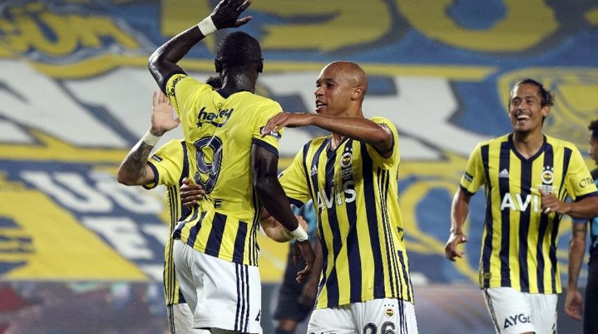 Fenerbahçe'de Valencia ve Cisse golle tanıştı