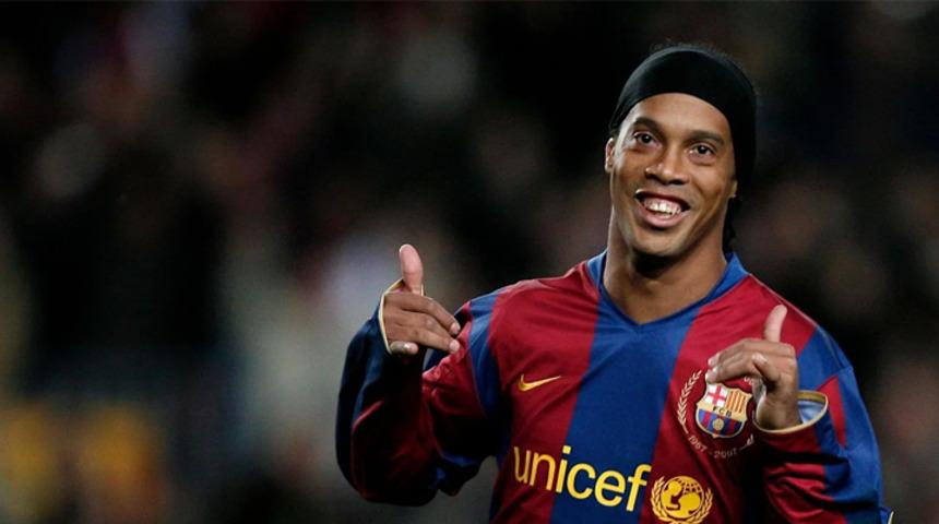 SON DAKİKA! Ronaldinho, koronavirüse yakalandı!