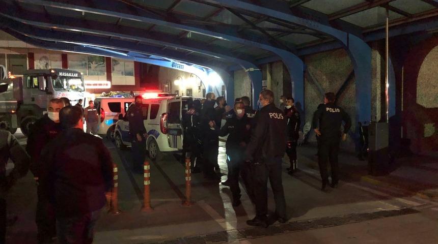 Konya'da gen&ccedil;lerin tartışması kanlı bitti