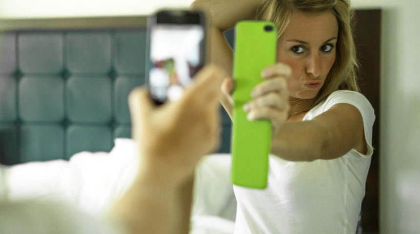 Yüzünüzün bir tarafı neden diğerinden daha çekici? Sol taraf...