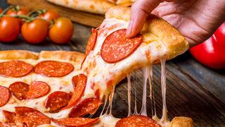 Diyet pizza hamuru nasıl yapılır? İşte yemeye doyamayacağınız diyet pizza tarifi 