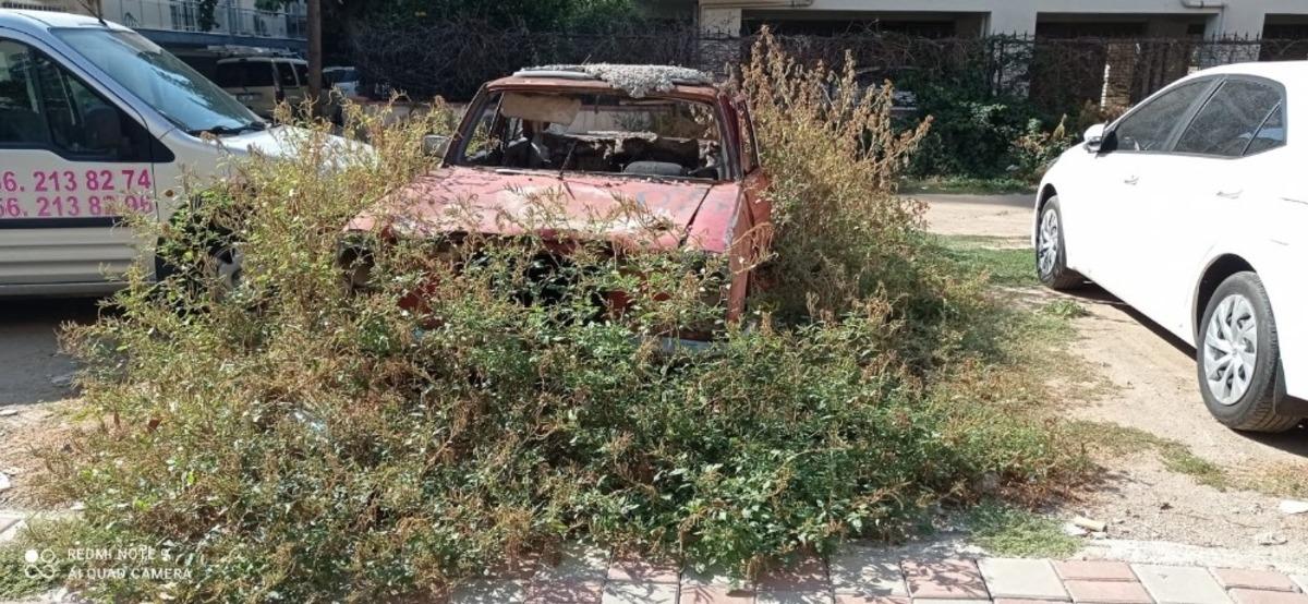 Kaderine terk edilen ara&ccedil;lar &ccedil;evre sağlığını tehdit ediyor