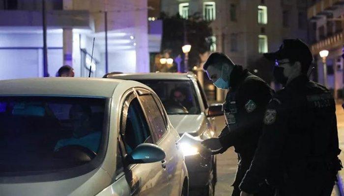 Yunanistan’da yeniden sokağa çıkma yasağı başladı