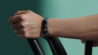 Xiaomi Mi Band 5 ateş ölçme özelliği ile güncellenebilir!