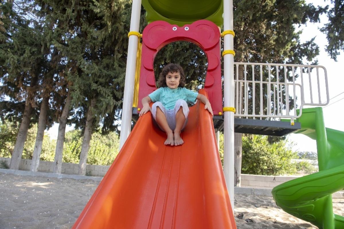 Silifkeli &ccedil;ocuklar park istedi, Başkan Se&ccedil;er yerine getirdi