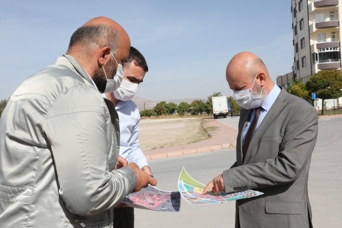 Başkan &Ccedil;olakbayrakdar&rsquo;dan park atağı