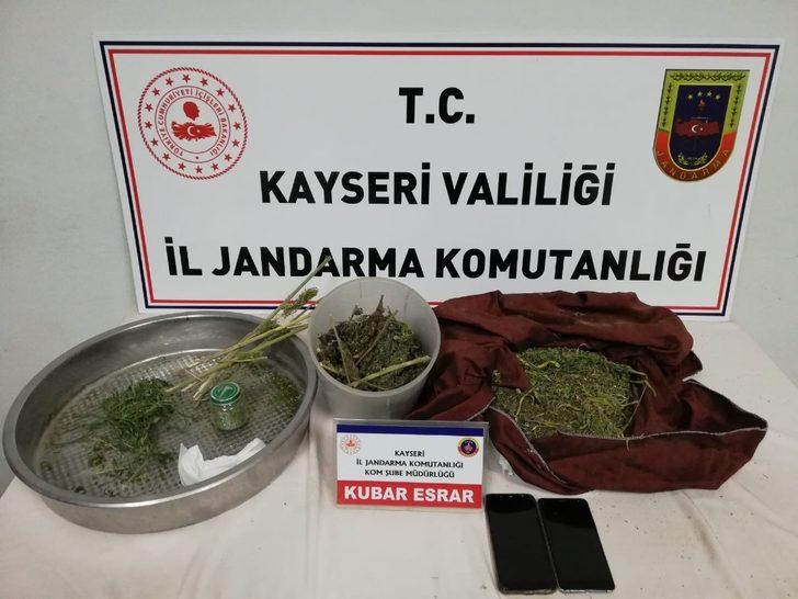 Jandarmadan uyuşturucu operasyonu: 160 kilo yaş kubar esrar ele geçirildi G2