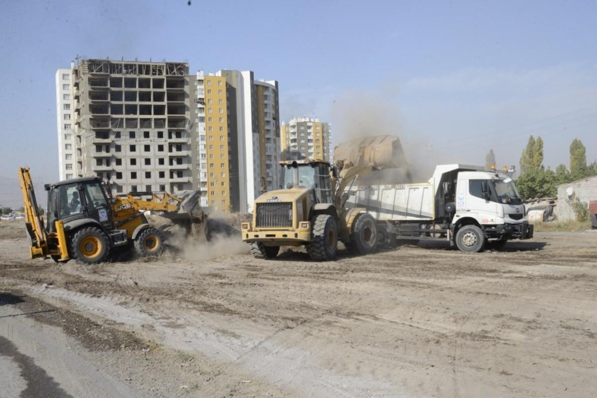 Bu hafta sonbahar temizlik &ccedil;alışması Anbar Mahallesi&rsquo;nde