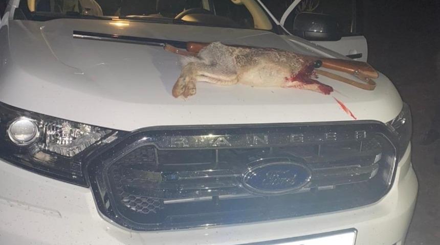 Arazi aracıyla far avı yapan 4 kişi yakalandı