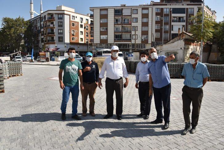 Yunusemre 50. Yıl Mahallesinde yol çalışması yapıyor G2