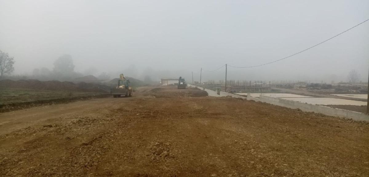 D&uuml;zce&rsquo;de yol a&ccedil;ma, asfalt ve yama işi s&uuml;r&uuml;yor