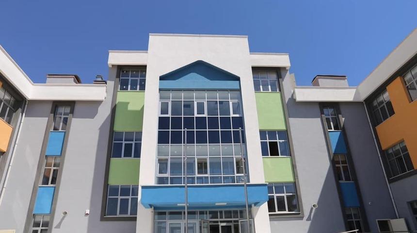 Başkan Bulut&rsquo;un ismi G&uuml;zel Sanatlar ve Spor Lisesine verildi