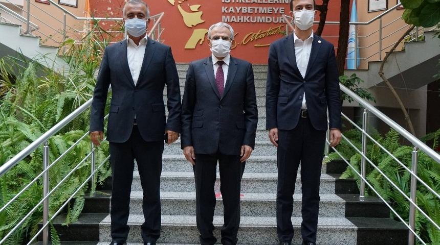 Milletvekili Y&uuml;ksel&rsquo;den Rekt&ouml;r &Ouml;zaydın&rsquo;a tam destek