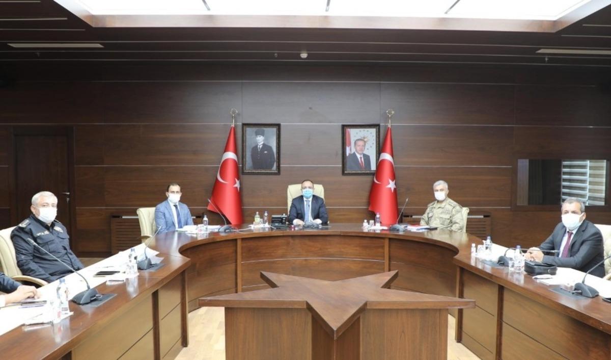 Elazığ&rsquo;da &ldquo;En İyi Narkotik Polisi, Anne&rdquo; projesi  toplantısı