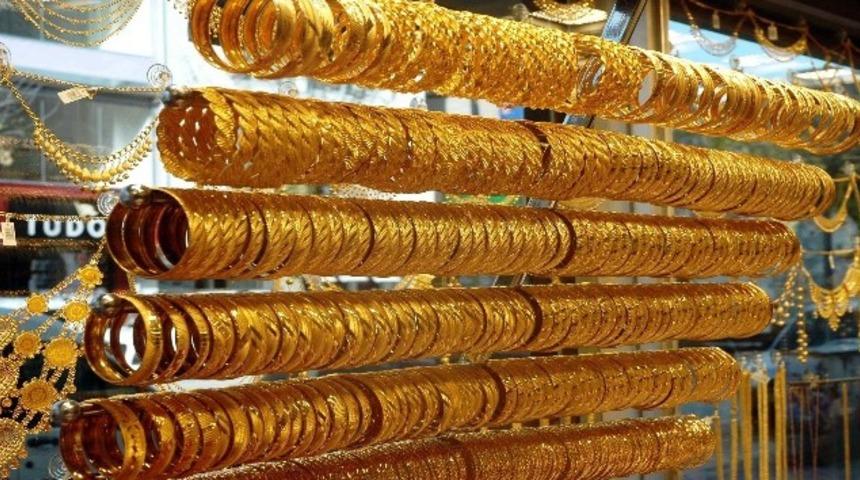 Çeyrek altın ne kadar? 26 Ekim altın fiyatları ne kadar? Altın fiyatları düşecek mi yükselecek mi? Gram altın ne kadar?