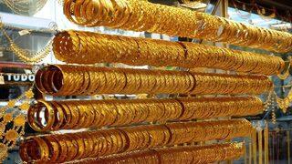 Gram altın ne kadar? 18 Aralık altın fiyatları ne kadar? Altın fiyatları düşecek mi yükselecek mi? Çeyrek altın ne kadar?