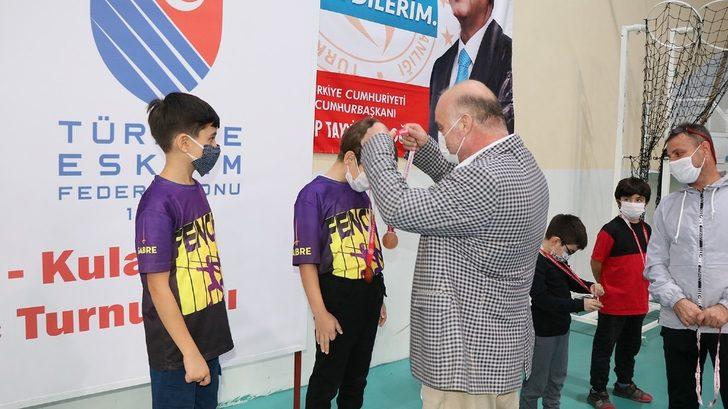 ’Eskrim Açık Kılıç Turnuvası’ Manisa’da başladı G5