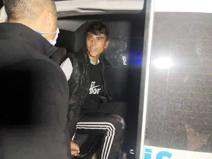 Motorlar hırsızı 2 genç çaldıkları motorlarla polisten kaçamadı G2