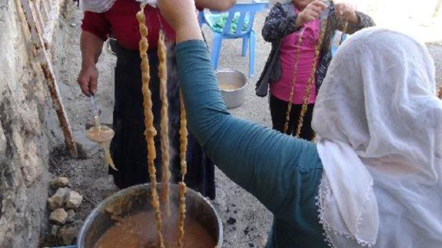 Dev kazanlarda kaynatılıyor! Bütün hastalıklara deva