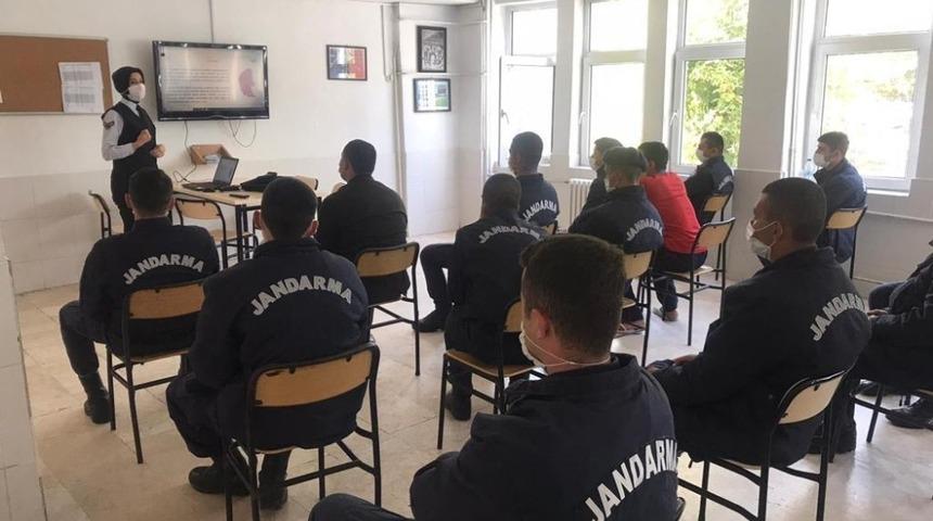 Jandarma&rsquo;ya eğitim