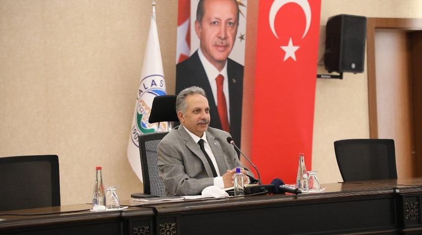 Başkan Yalçın’dan Mevlid Kandili mesajı