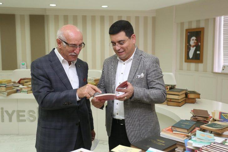 Cemil Meriç Kitaplığı’na kitap yağıyor G3