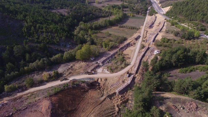 Gediz-Simav-Demirci ayrımında yol yapım çalışmaları G2
