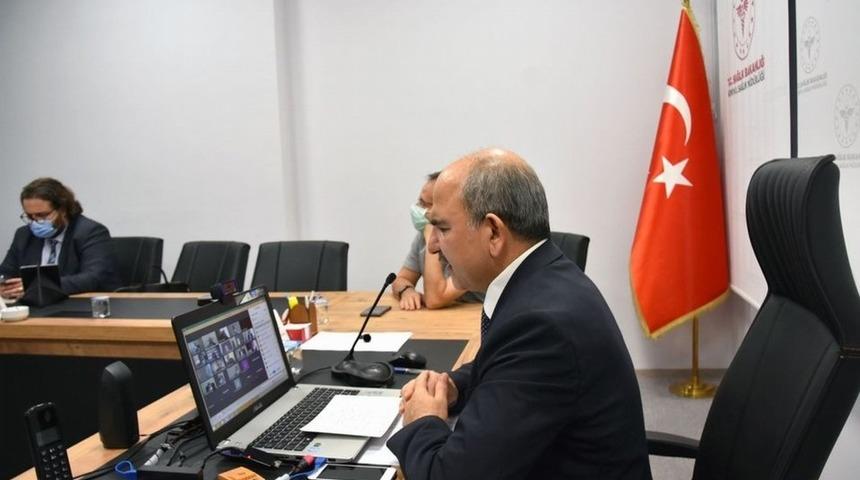 Konya&rsquo;da risk grubundaki Covid-19 vakalarına yakın takip