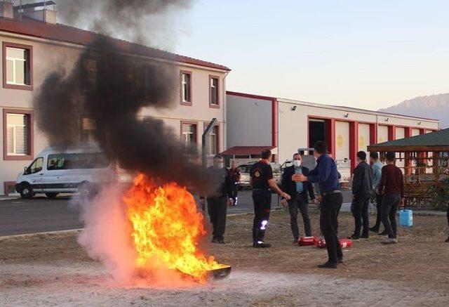 İtfaiyeden yangın eğitimi