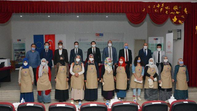 Çatak’ta ‘Uygulamalı Çiftçi Okulu Programı’ düzenlendi